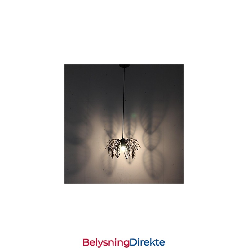 Enkel Retro Jernlysekrone Med Ett Hode Og Blader