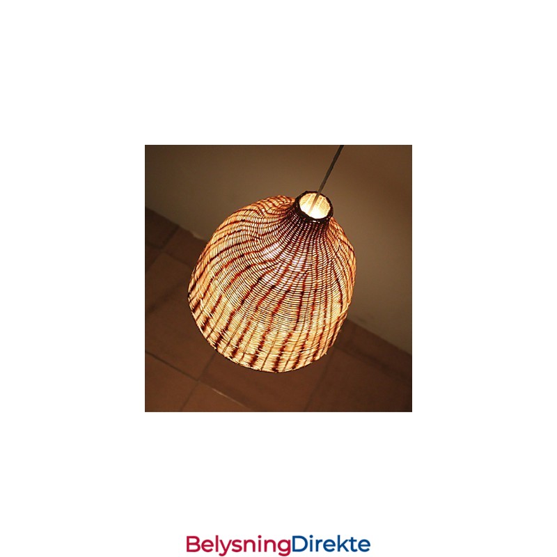 Landlig Stil Cany Art Creative Håndlaget Av The Cane Makes Up Droplight Lamp