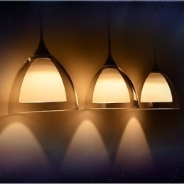 Lysende Tolags Pendeløylampe I Klart Glass I Polert Krom