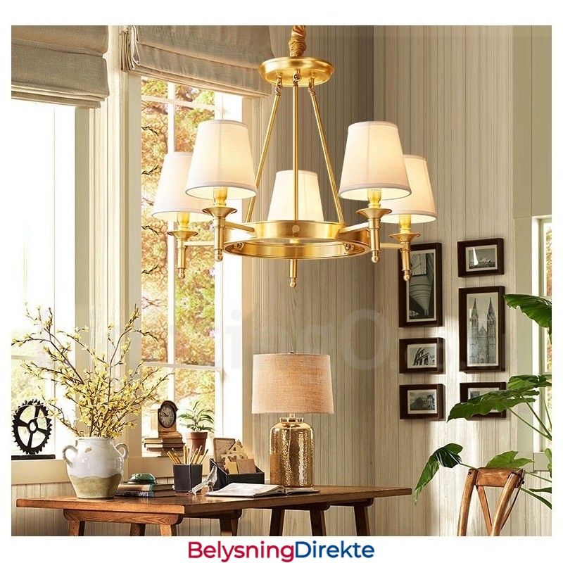 Rund Lysekrone I Ren Messing, Tradisjonell Klassisk