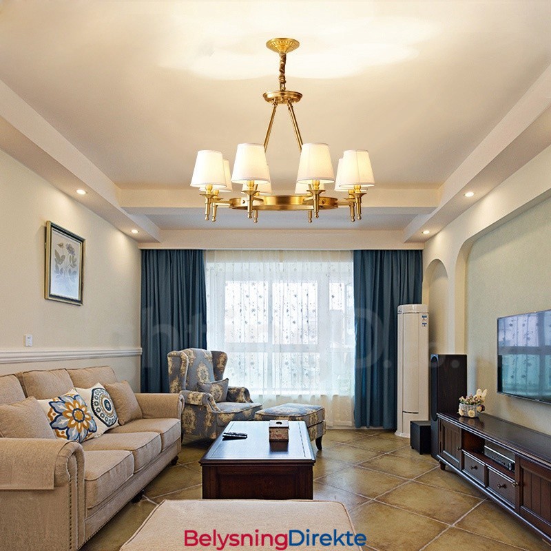 Rund Lysekrone I Ren Messing, Tradisjonell Klassisk