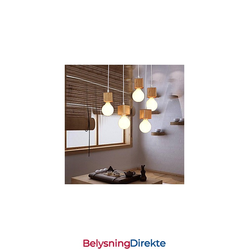 Nordisk Firkantet Lampeholder I Massivt Tre, Sittende Dråpelampe