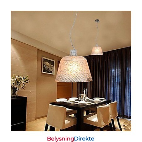 Lysekronen Med Dekorativ Kunstglassutskjæringsanheng