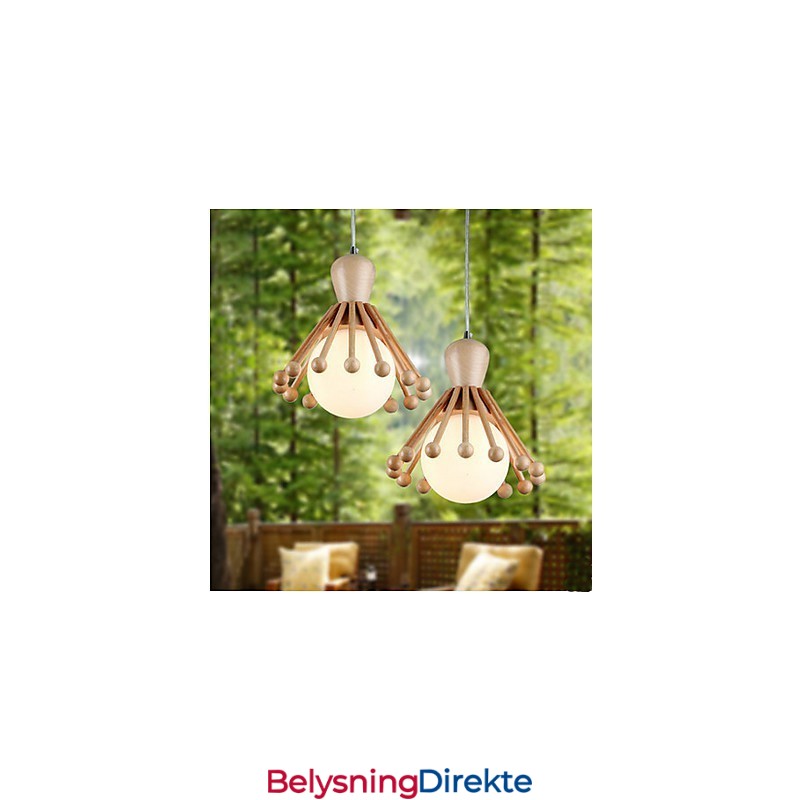 Trekrone I Hage Enkel Nordisk Trekrone 2