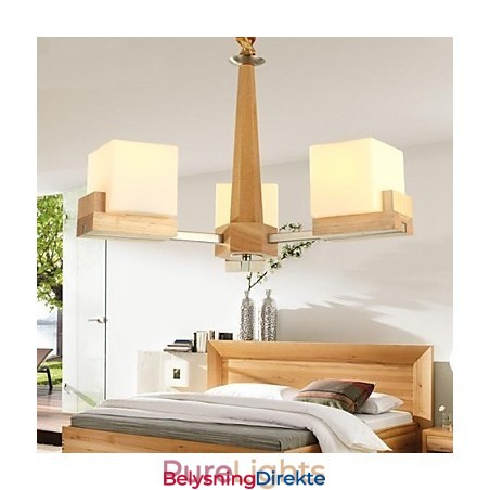Eikependellampe Med Tre Lys I Eik Og Glass