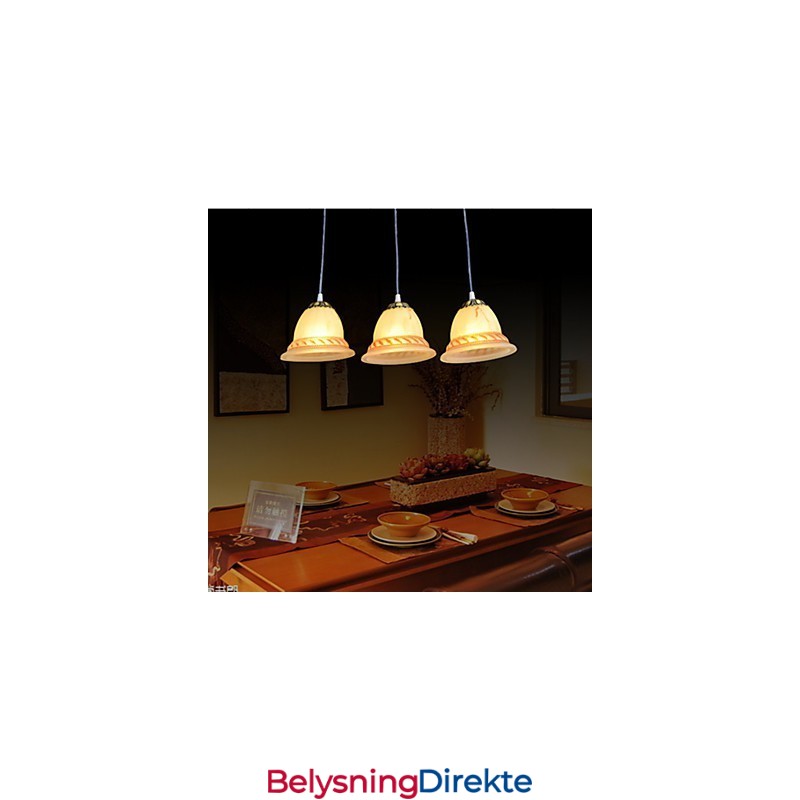 Pendel Med Tre Lys I Bronse Europeisk Retroklassiker