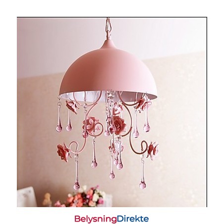 En Liten Rosa Rosehagelysekronelampe Iron Princess