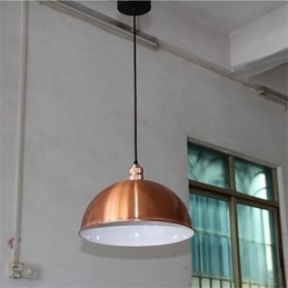 En Unik Retro Lysekrone I Jern