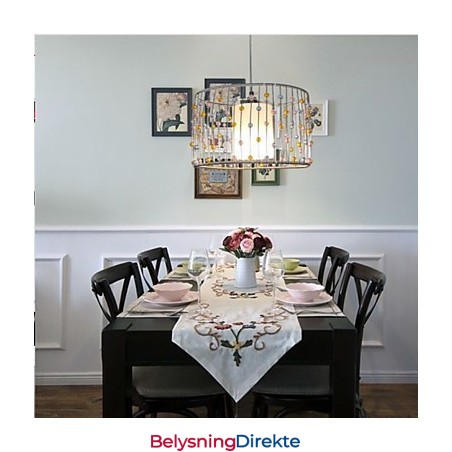 Lampens Ene Hode Er Sylindriske Perler.