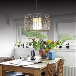 Lampens Ene Hode Er Sylindriske Perler.