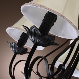 Tradisjonell Klassisk Antikk Messinglysekrone