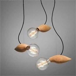 Personlig Fuglelysekroneunderholdning. Egnet For Bruk.