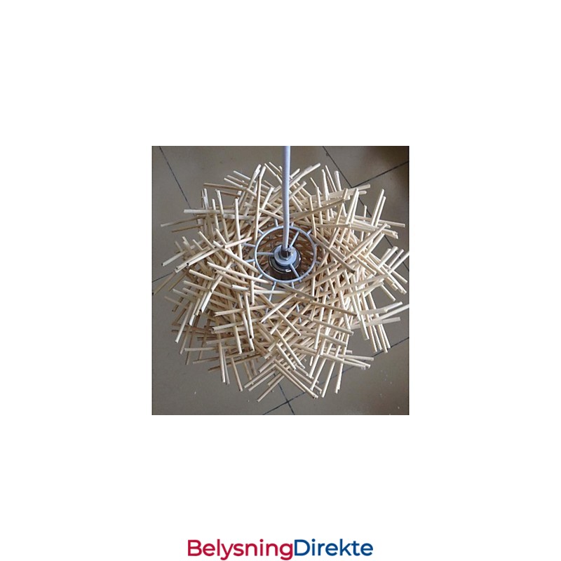 Moderne Og Sammentrukket Droplight Med 1 Lyspære I Tre, Håndvevd