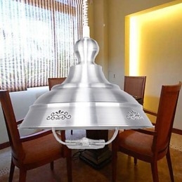 Nordisk Liten Dråpeformet Lysekrone I Farget Glass Som Gjenoppretter Gamle Skikker