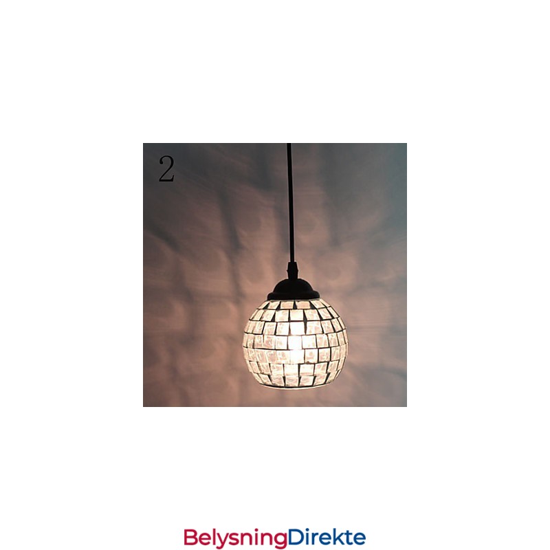 Enkel, Moteriktig Marcelo G-Lysekrone I Glass Som Gjenoppretter Gamle Skikker