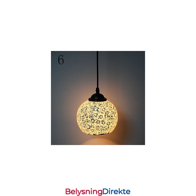 Enkel, Moteriktig Marcelo G-Lysekrone I Glass Som Gjenoppretter Gamle Skikker