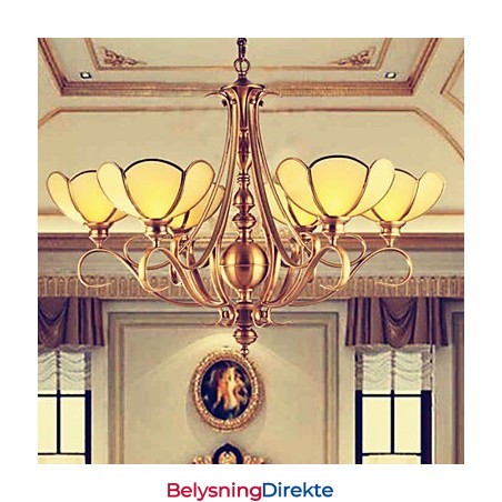 Tradisjonell Klassisk Rustikk Lysekrone I Messing I Metall