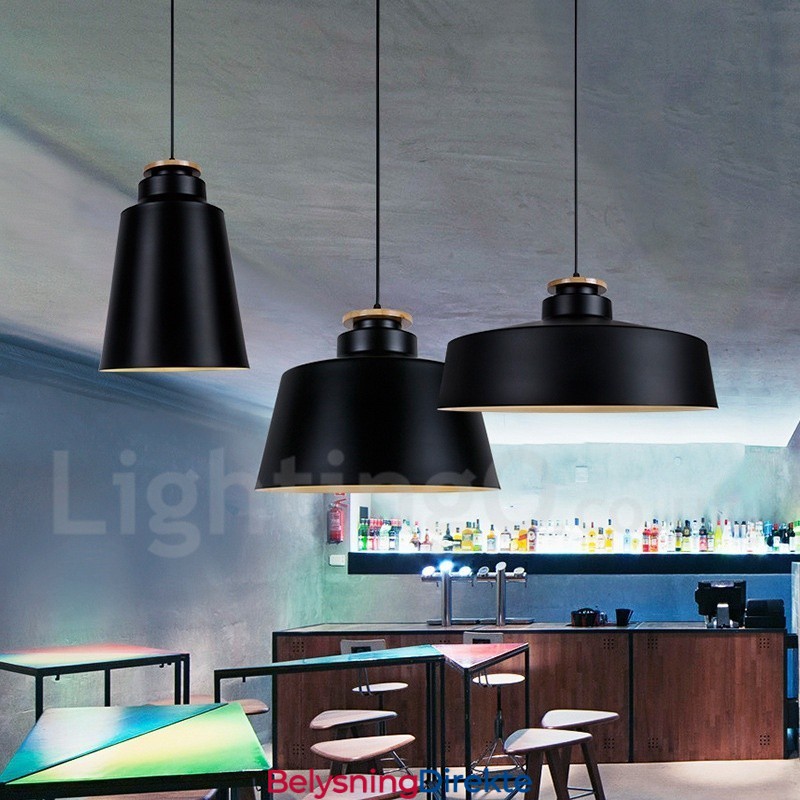 Moderne, Samtidskunstnerisk Metallpendellampe