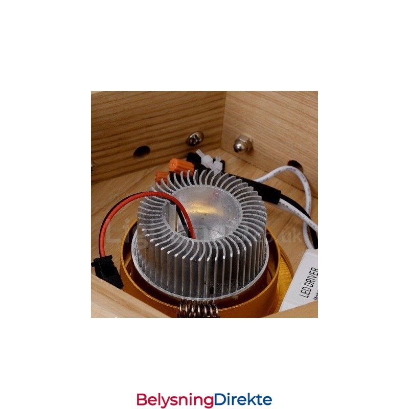 Lys Moderne Og Moderne Pendellampe I Tre