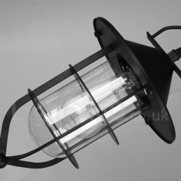 Vintage Metallpendellampe Med Glassskjerm