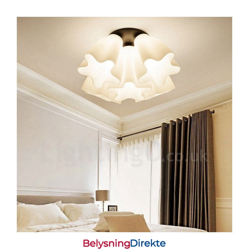 Integrert Lysekrone I Rustikk Stil Med 5 Lys