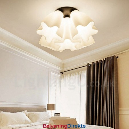 Integrert Lysekrone I Rustikk Stil Med 5 Lys