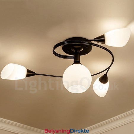 Integrert Lysekrone I Rustikk Stil Med 4 Lys Og Glassskjerm