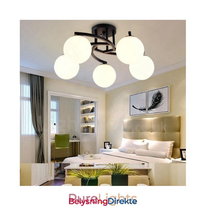 Integrert Lysekrone I Rustikk Stil Med 5 Lys Og Glassskjerm