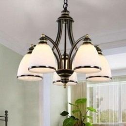 Integrert Metalllysekrone I Rustikk Lodgestil Med 5 Lys