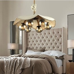 Lysekrone I Ministil I Vintage-Metall