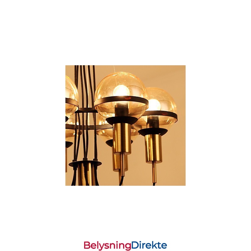 Personlig Lysekrone Med 6 Lys Og Glassskjerm