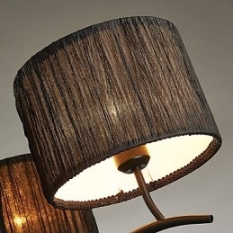 Tradisjonell Klassisk Lysekrone Med 3 Lys Og Enkel Stoffskjerm