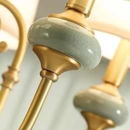 Tradisjonell Klassisk Landlig Messingfunksjon For Mini-Stil Metalllysekrone Med 3 Pærer