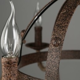 Lysekrone I Vintage-Metall