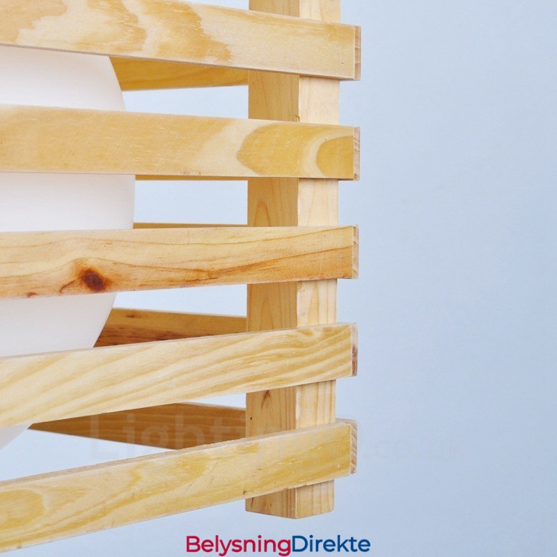 Lys Moderne, Samtidskunstnerisk Pendellampe I Tre Med Glassskjerm