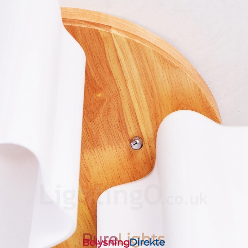 3 Moderne, Samtidskunstneriske Taklamper Med Innfelt Tak Og Glassskjerm