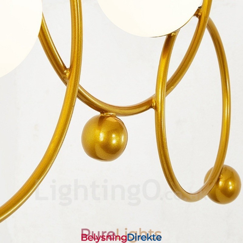3-Lys Moderne Samtidskunst Taklamper Kobberbelagt Lysekrone Med Hvit Kuleformet Glassskjerm