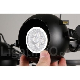 Retro Vintage Pendellampe I Svart Jern Med 6 Lys Og Kuleskjermer I Svart Jern