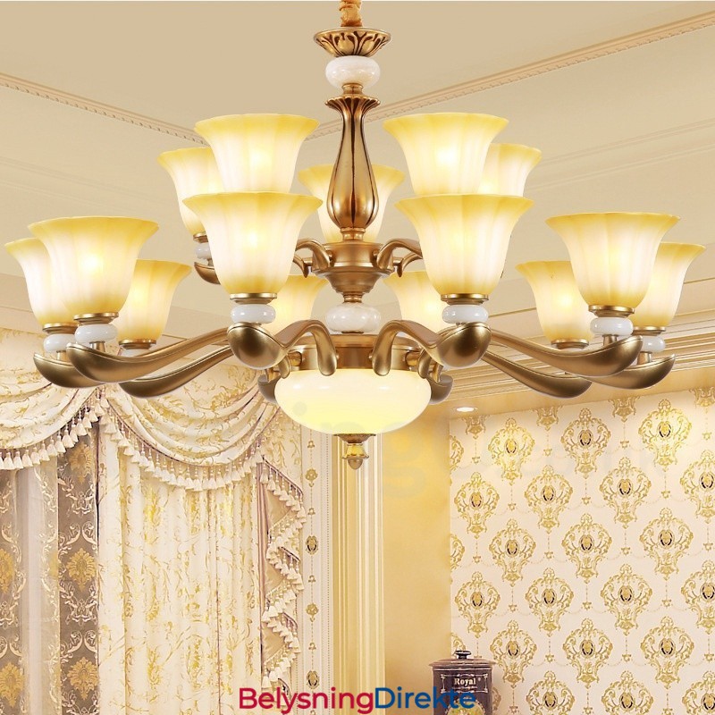 15-Lyss Retro Tradisjonell Luksuriøs Lysekrone I Sinklegering Med Glassskjerm