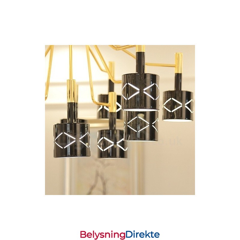 Moderne Og Samtidskunstnerisk Lysekrone I Stål Med 12 Lys Og Stålskjerm