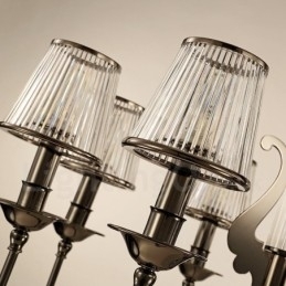 Moderne Og Samtidskunstnerisk Lysekrone I Stål Med 8 Lys Og Akrylskjerm