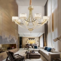 Moderne Og Samtidskunstnerisk Lysekrone I Stål Med 8 Lys Og Krystallskjerm