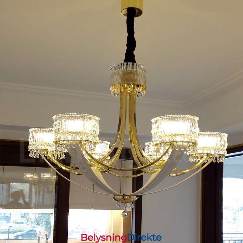 Moderne Og Moderne Lysekrone I Stål Med 6 Lys Og Krystallskjerm