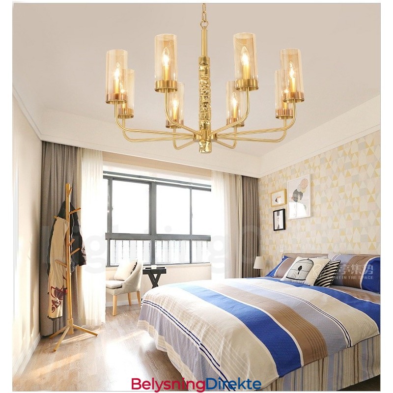 Moderne Og Moderne Messinglysekrone Med 8 Lys Og Glassskjerm