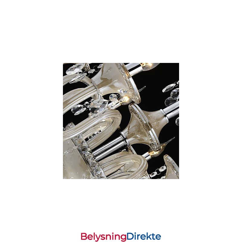 Lys I Palassstil Med Glasslysekrone Og Stearinlyspære