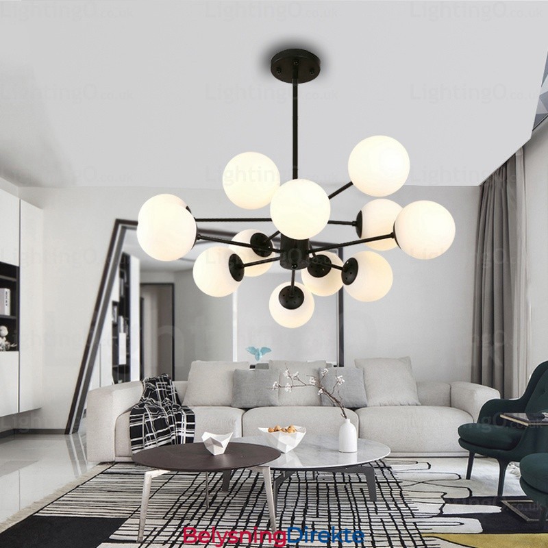 Nordisk Lysekrone Med 12 Lys Og Glassskjerm