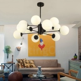 Nordisk Lysekrone Med 12 Lys Og Glassskjerm