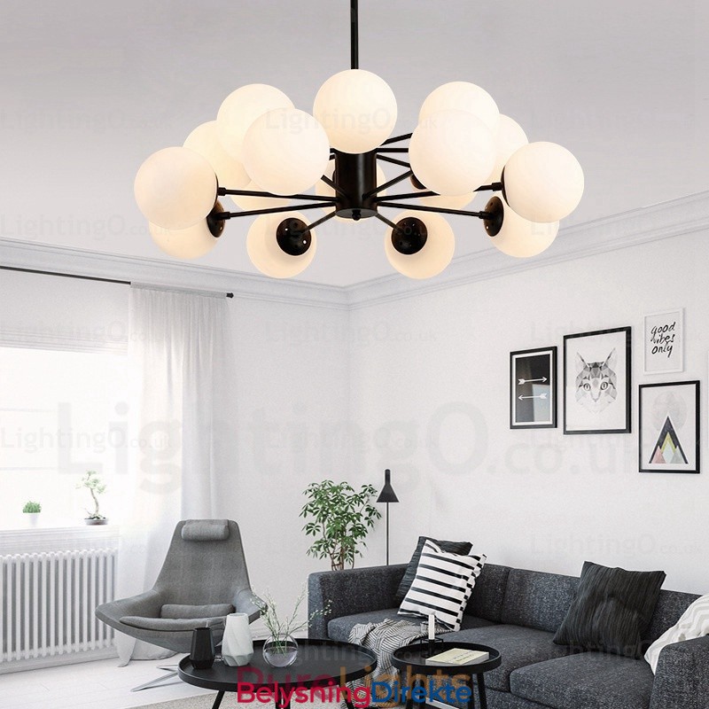 Nordisk Lysekrone Med 16 Lys Og Glassskjerm