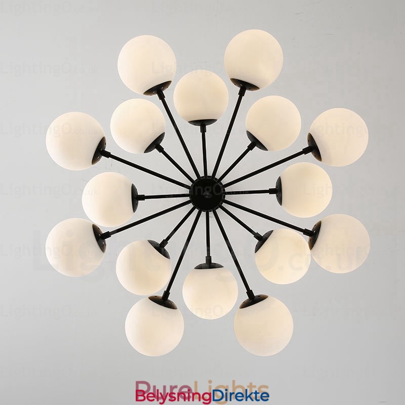 Nordisk Lysekrone Med 16 Lys Og Glassskjerm