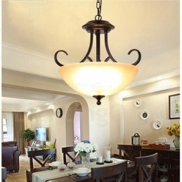 Landlig Rustik Pendellampe Med 3 Lys Og Glassskjerm